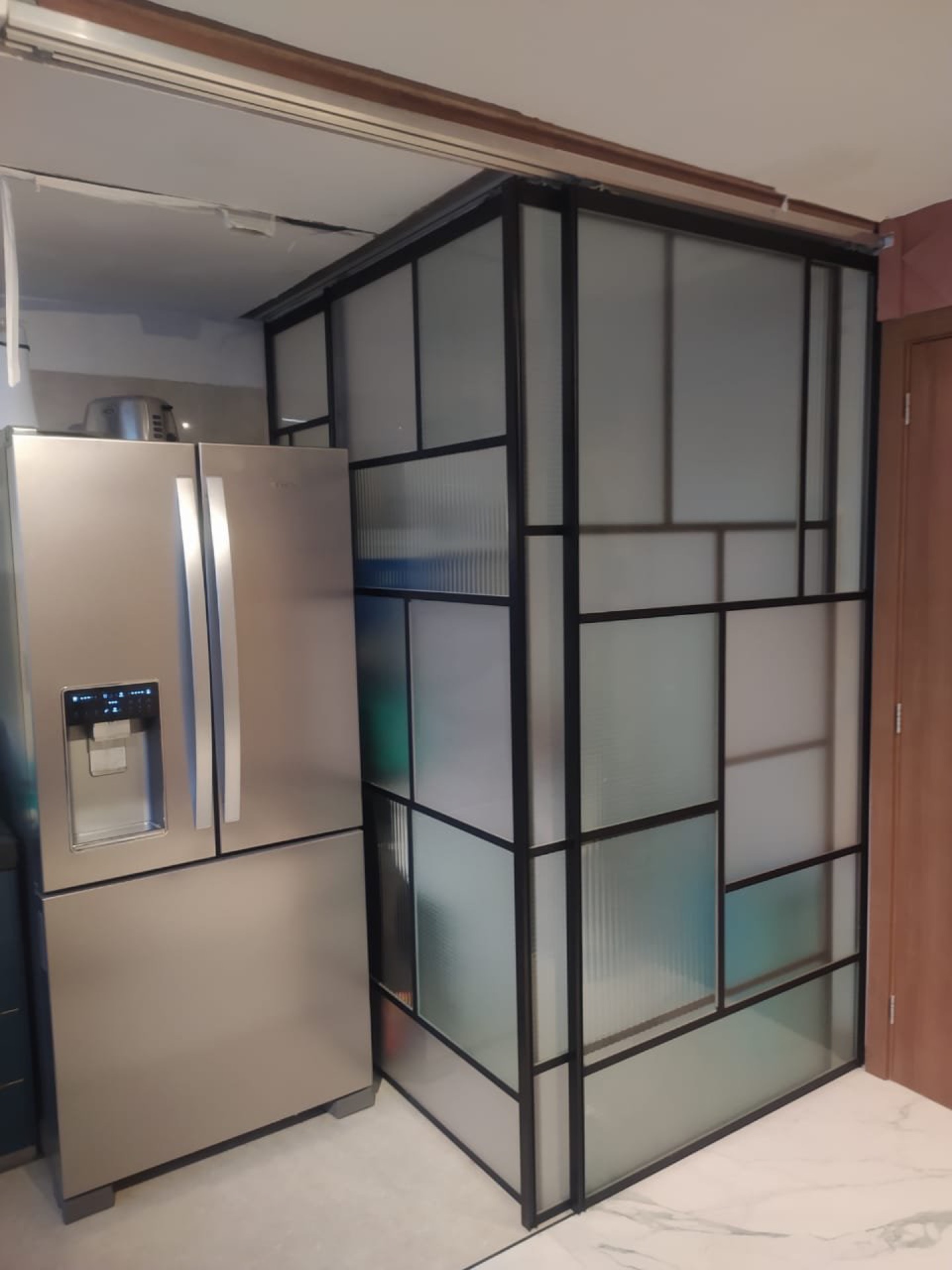 Ap 807 Danilo, cozinha com vidro